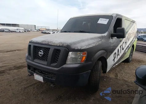2015 Nissan Nv Cargo Nv2500 Hd S V8/Sl V8/Sv V8 z USA, uszkodzony, nr VIN 1N6AF0KX0FN800884
